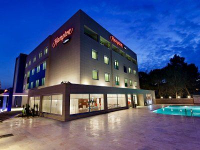 Hampton By Hilton Hotel