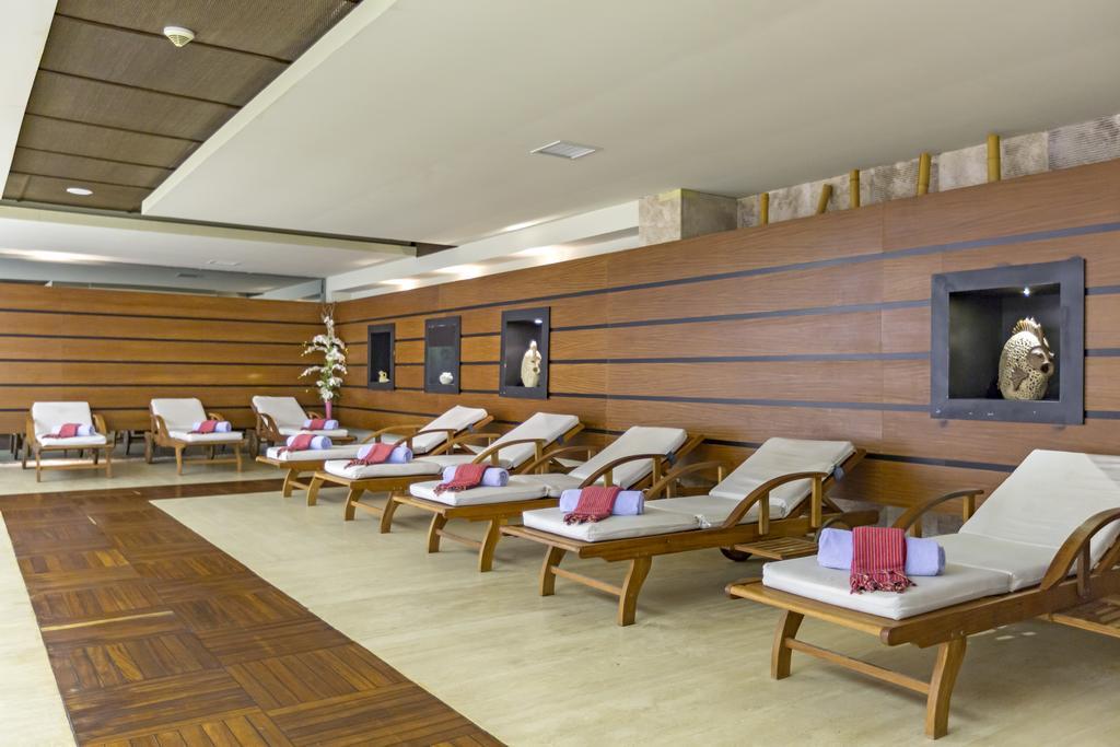 Royal Wings Resort 5*