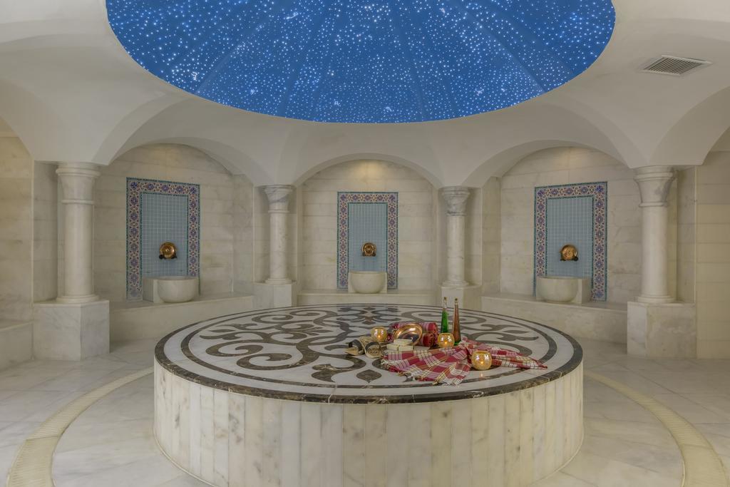 Royal Dragon Resort