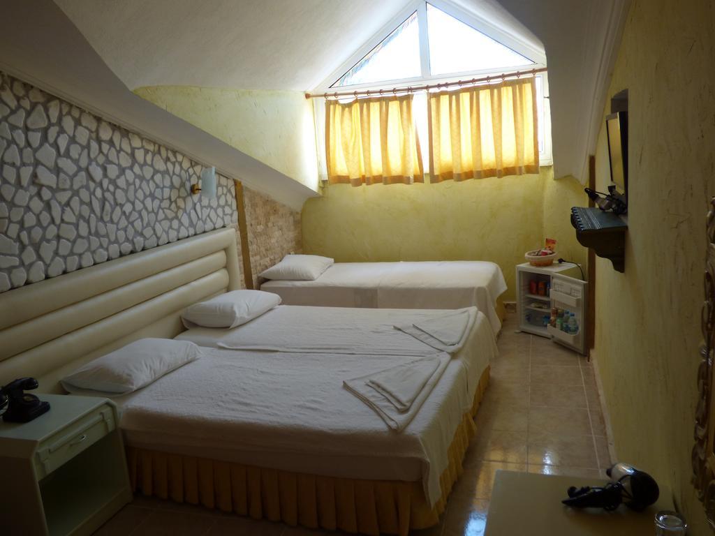 Mavera Hotel 3*