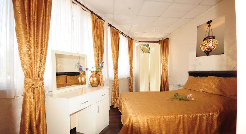 Rose Bouquets Hotel Istanbul