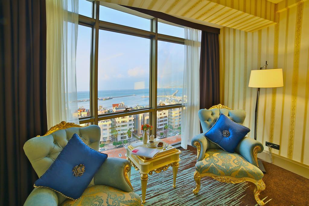 Ramada By Wyndham