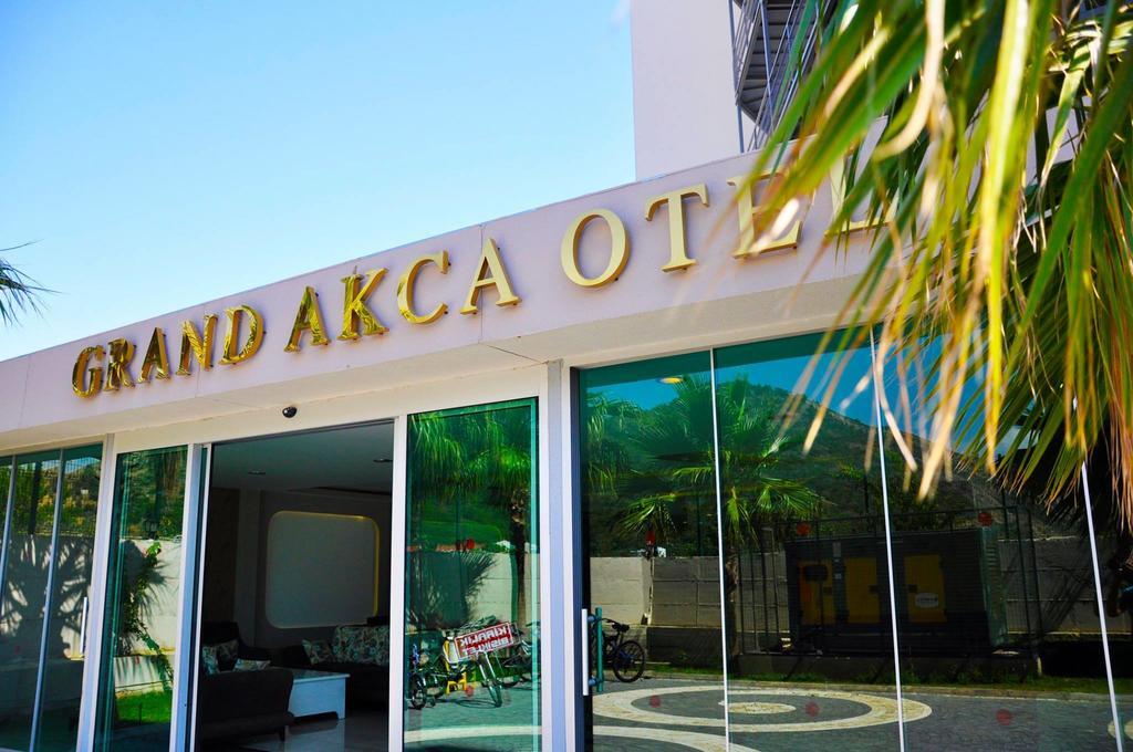 Hotel Grand Akca
