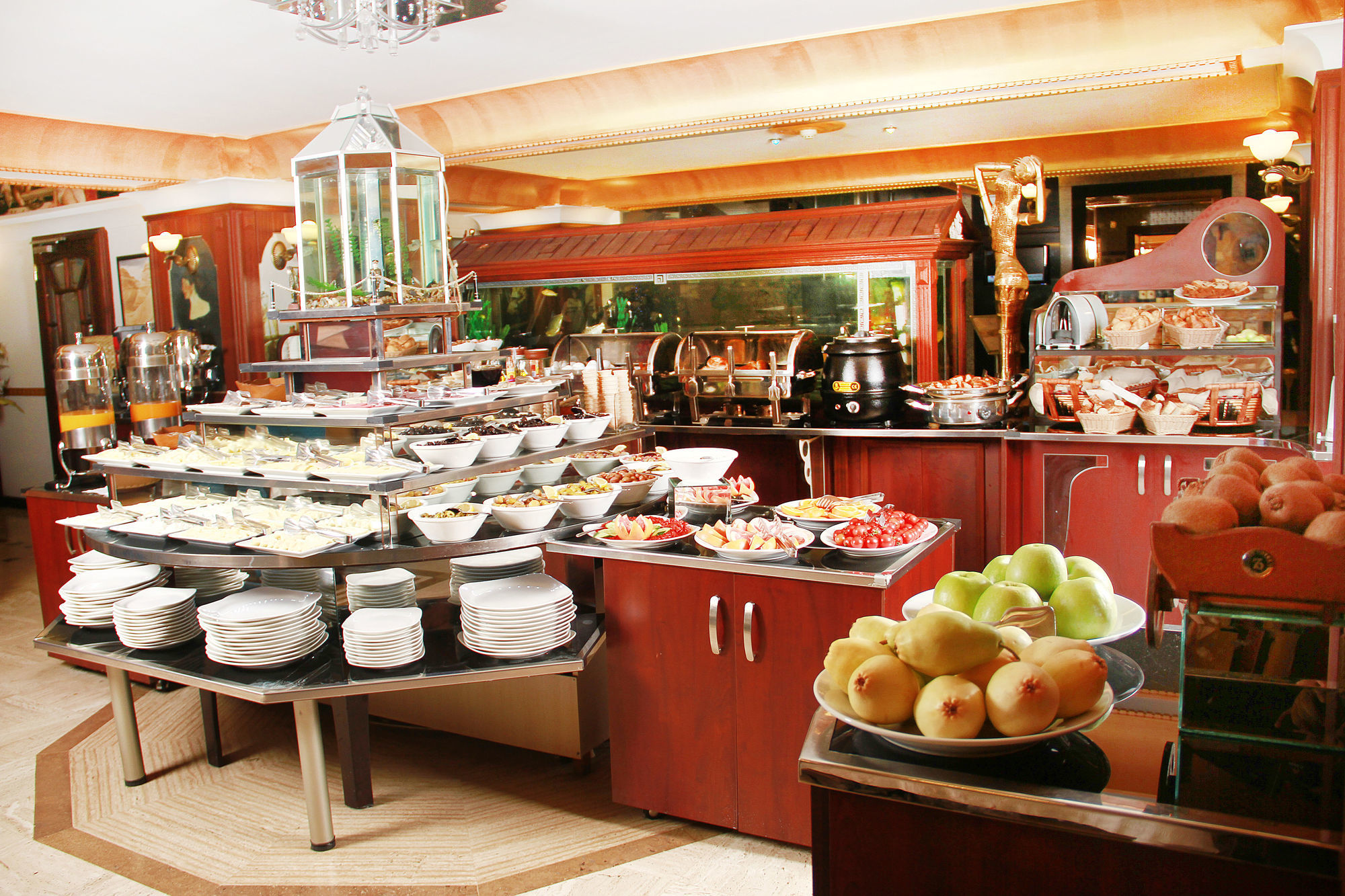 Kozan Hotel