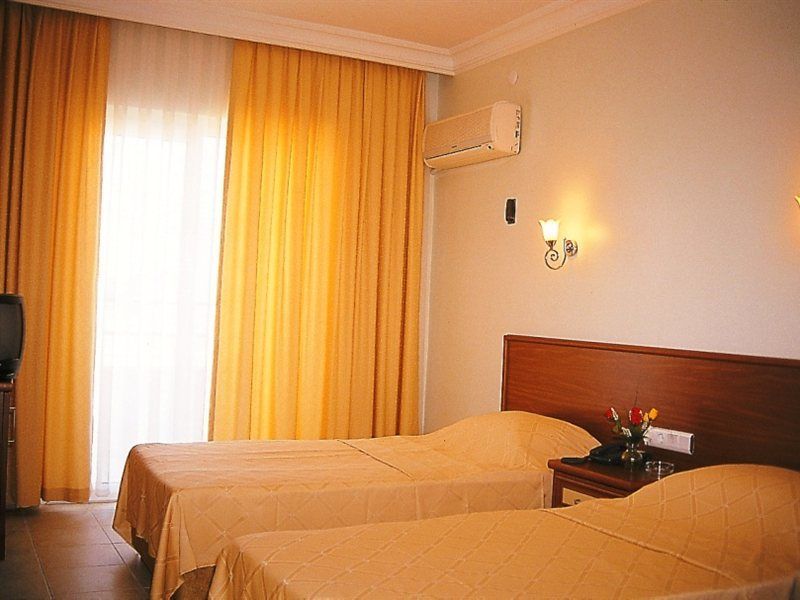 Alanya Beach Hotel