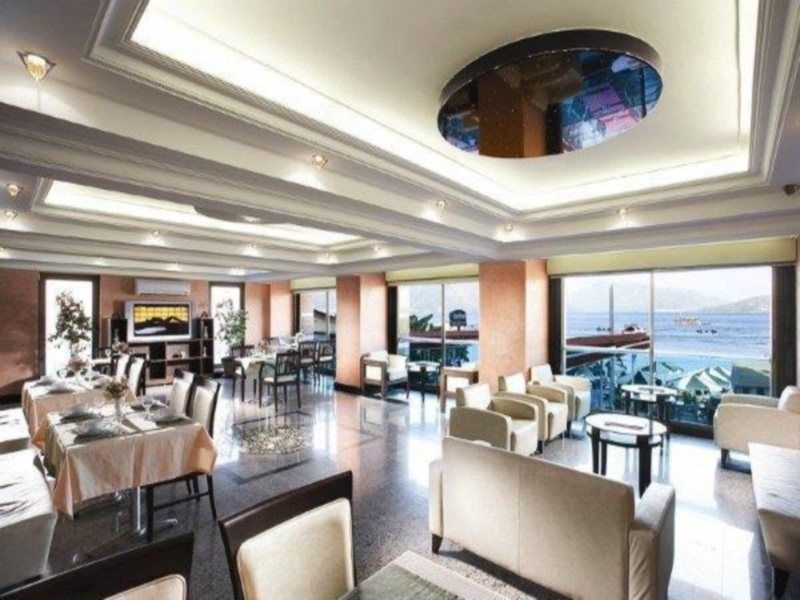 Oersmaris Boutique Hotel 4*