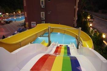 Club World Apartment