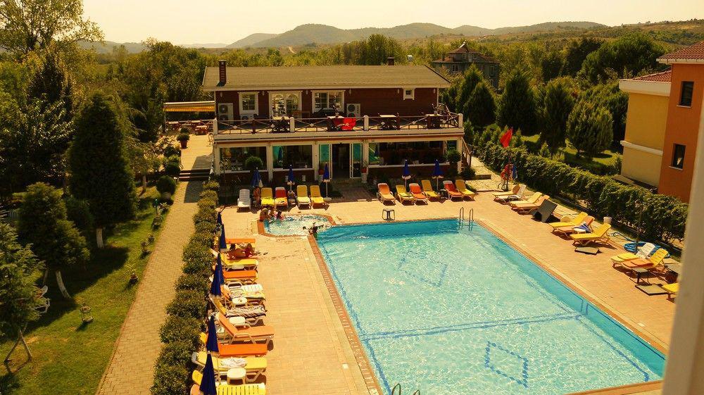 Club Grand Becassier 4*