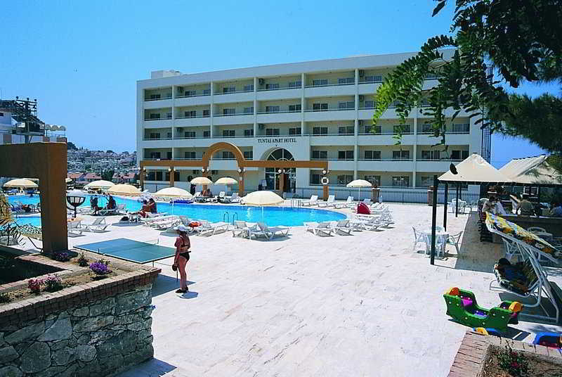 Aparthotel Tuntas Family