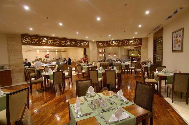 Dedeman Convention Center Hotel 5*