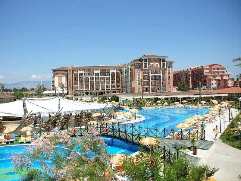 Justiniano Wish Side Hotel 4*