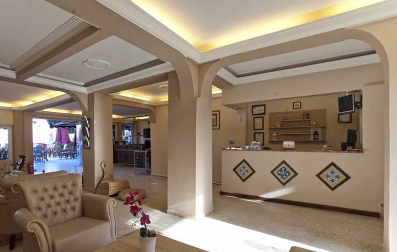 Yasemin Hotel 3*
