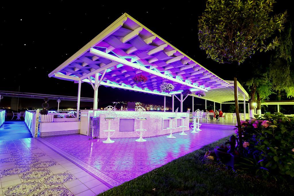 Lale Hotel 3*
