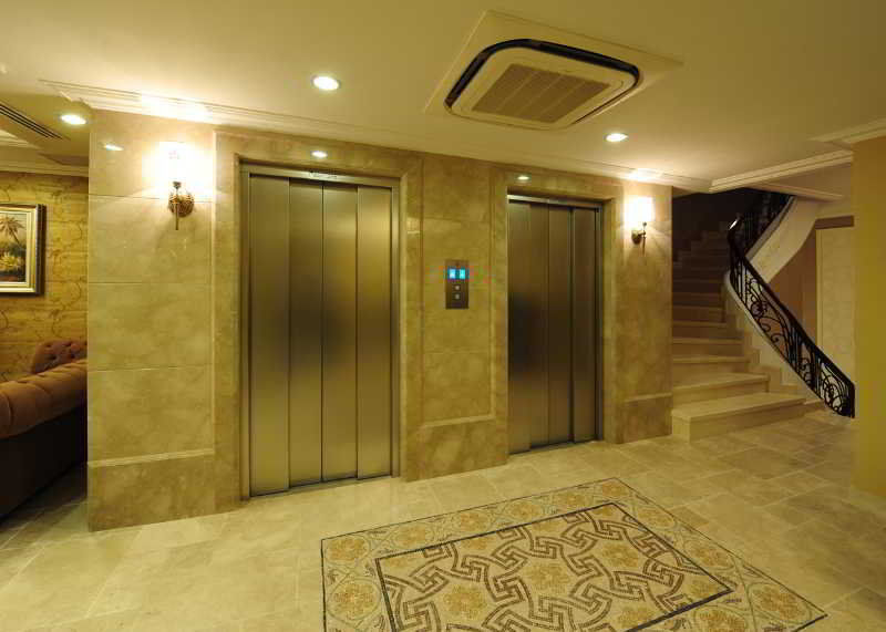 Emporium Hotel