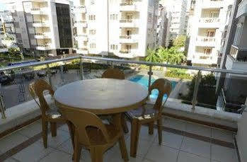 Roza Apartment