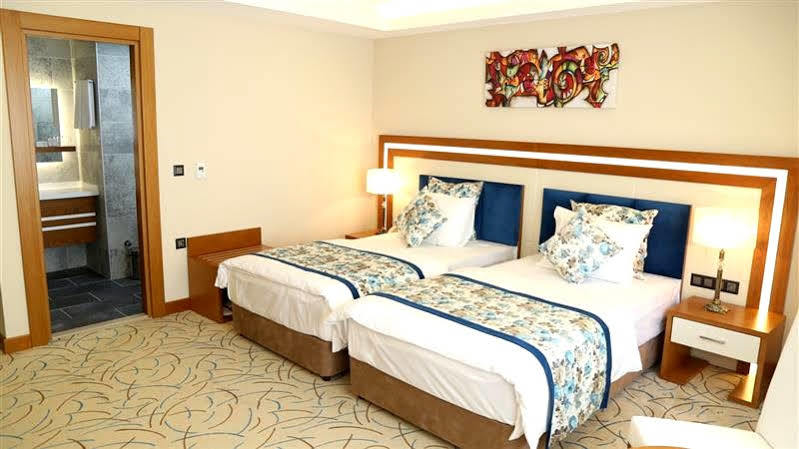 Yol Is Hotel 4*