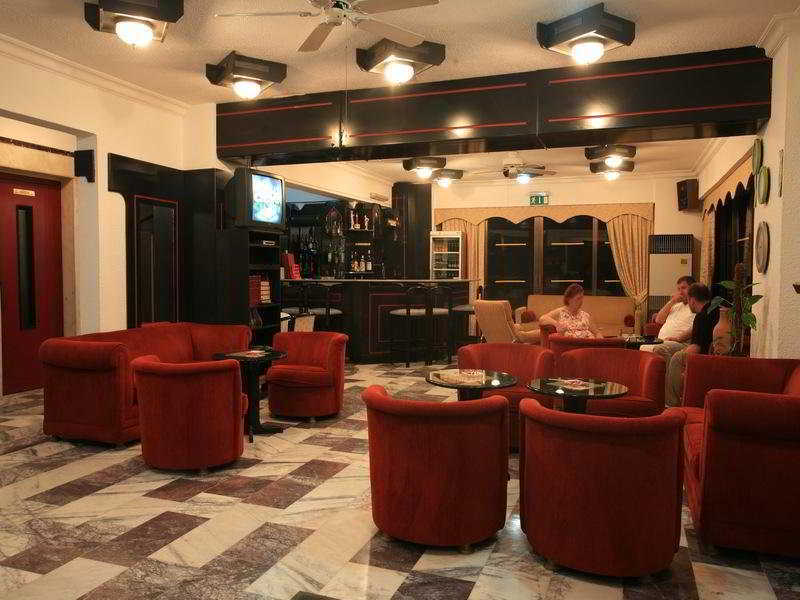Hotel Saturn