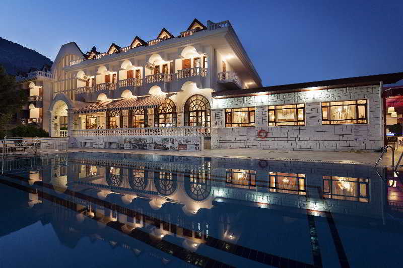 Larissa Mare 4* Beldibi (Kemer)