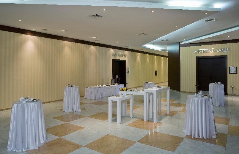 Anemon Grand Hotel 5*
