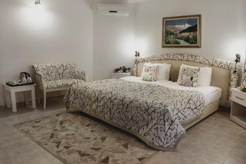 Resort Club & Letoonia 5*