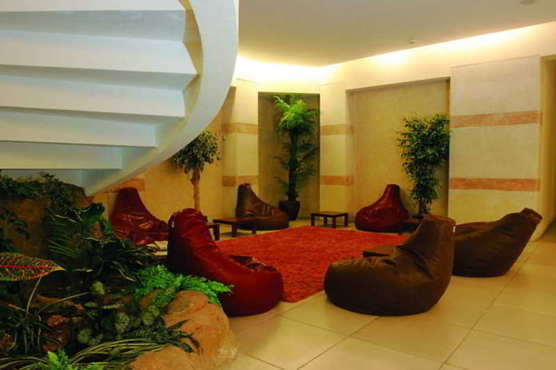 Hotel Golden Lotus 4*