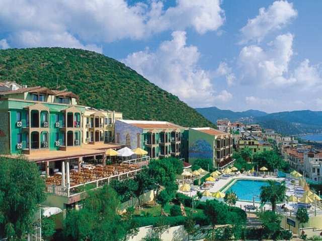 Club Phellos 3*