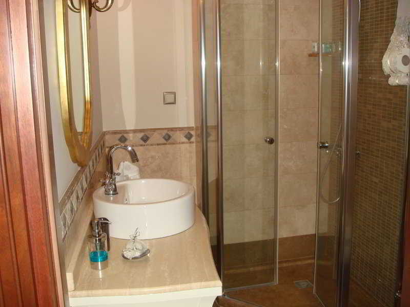 Bulbul Yuvasi Boutique 4*