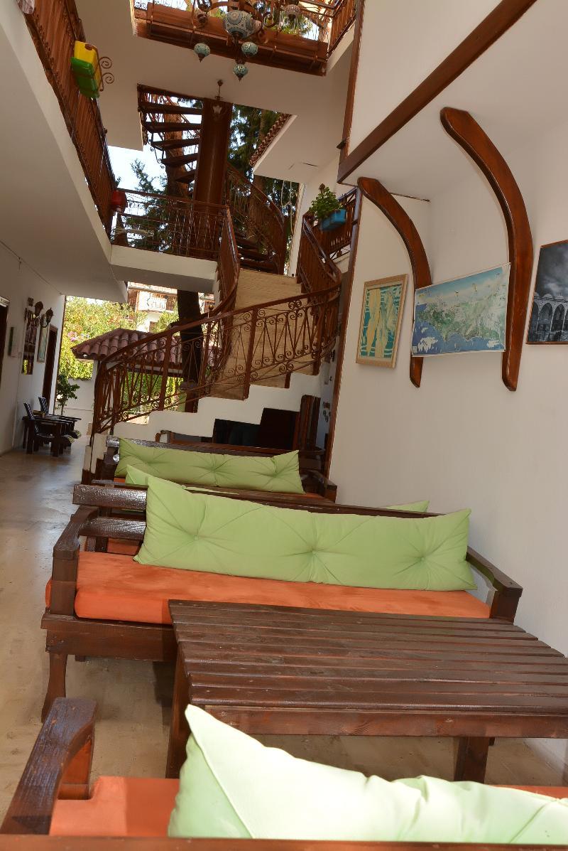 Kaliptus Hotel 2*