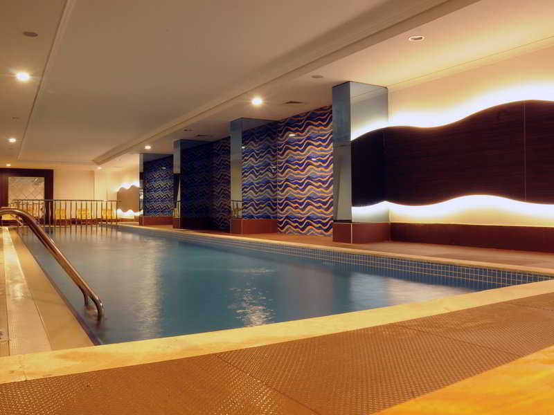 Q Premium Hotel Okurcalar