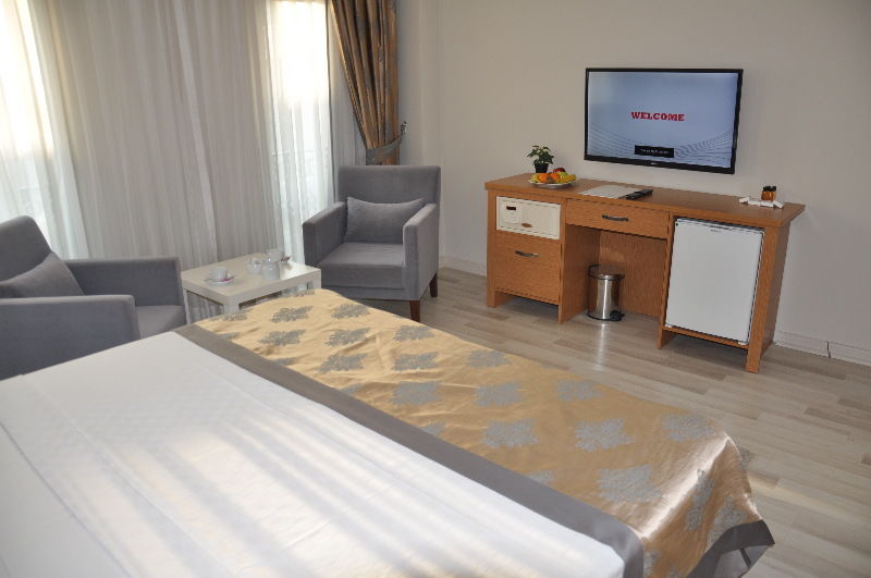 Hotel Waw Galataport 3*