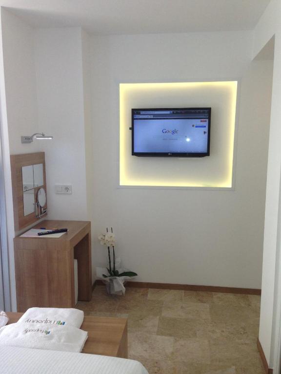 Hotel Rhapsody 4*