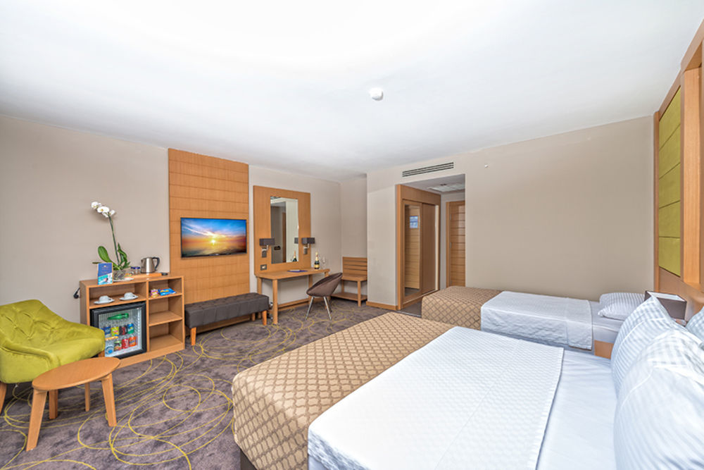 Ramada By Wyndham 5*