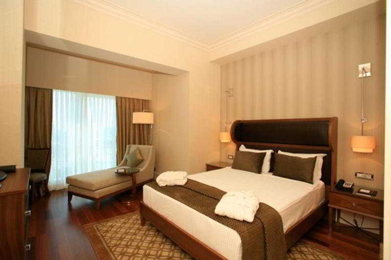 Titanic Taksim Hotel Istanbul