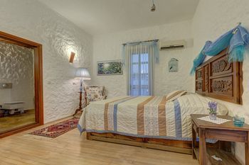 Lale Alacati