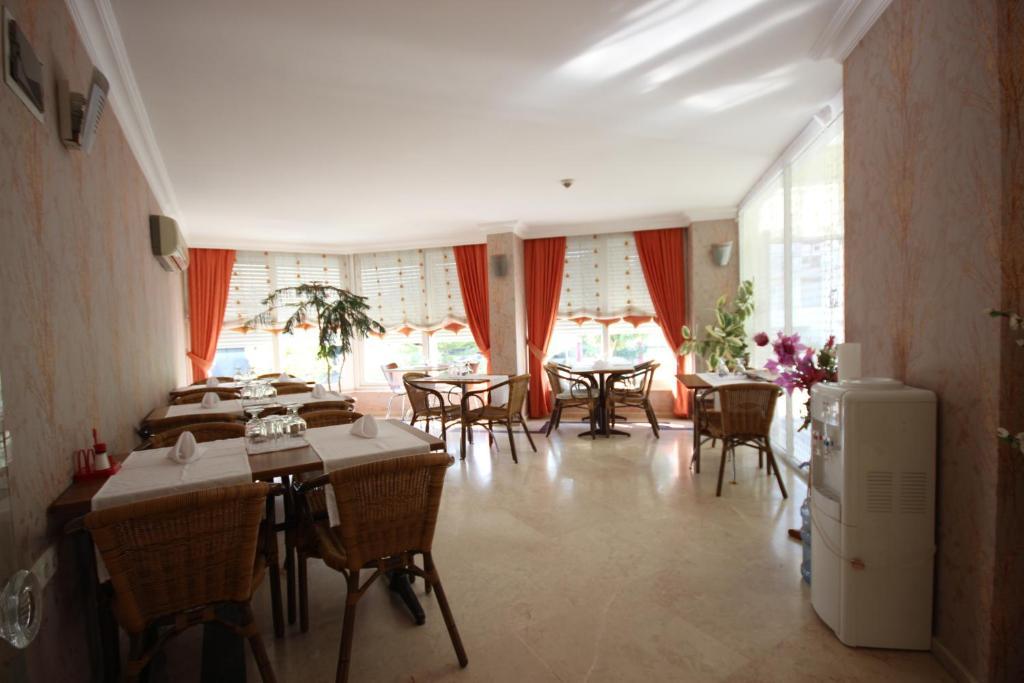 Aparthotel Minta 3*