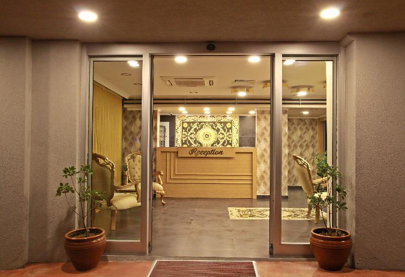 Caykent Deluxe Hotel 2*