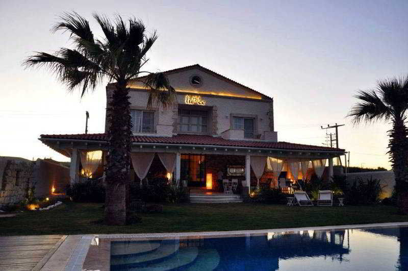 Luce Design - Special Category Hotel