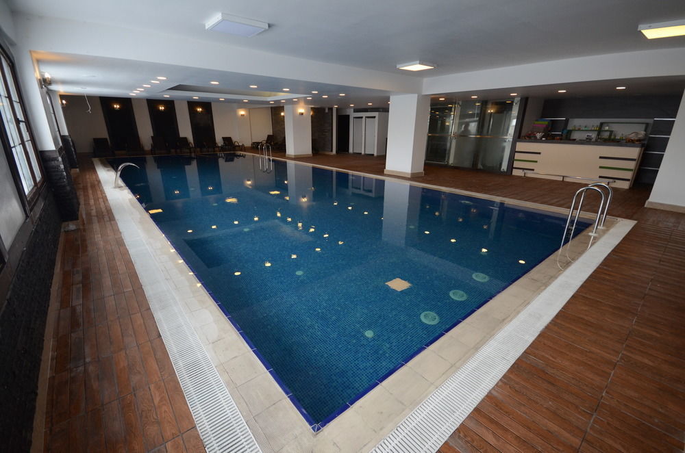 Habitat Hotel 4*