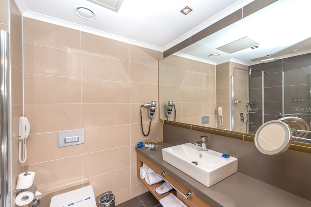 Ramada By Wyndham Unye