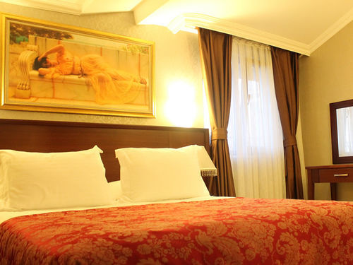 Regency World Hotel 3*