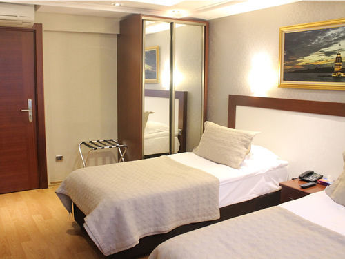 Hotel Regency World