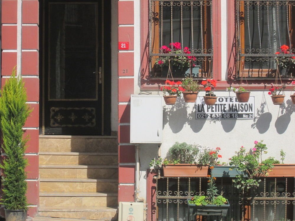 La Petite Maison 2*