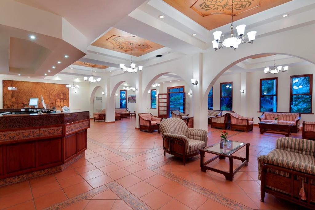 Hotel Miarosa Incekum Beach 5*