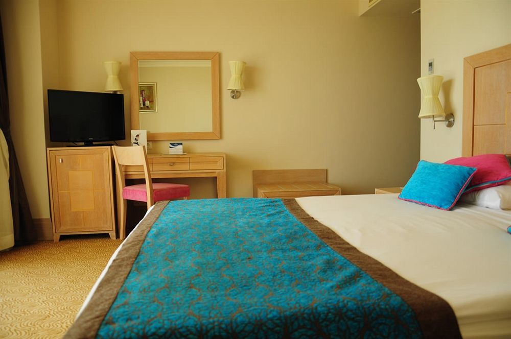 Resort Crystal Family & Belek