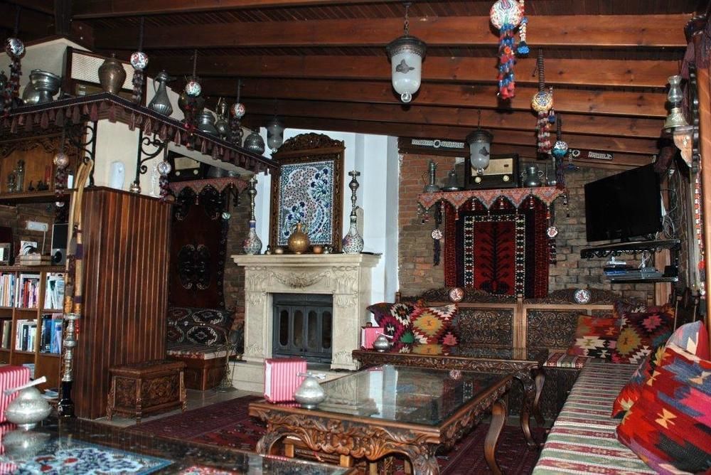 Bella Hotel