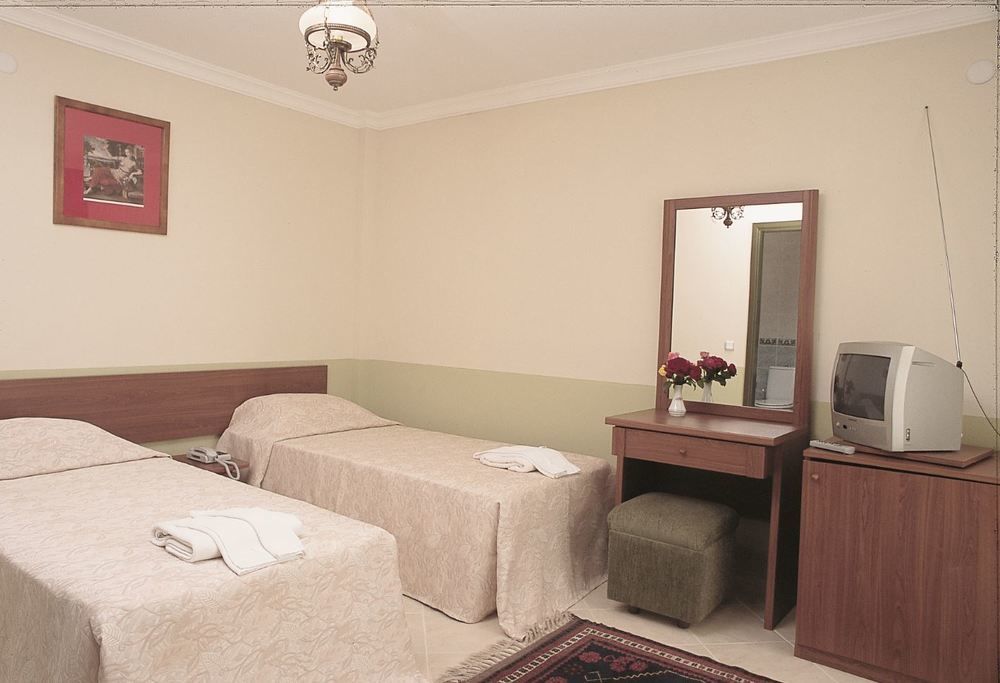 Resort Club Afrodit Tatil Koeyue 3*