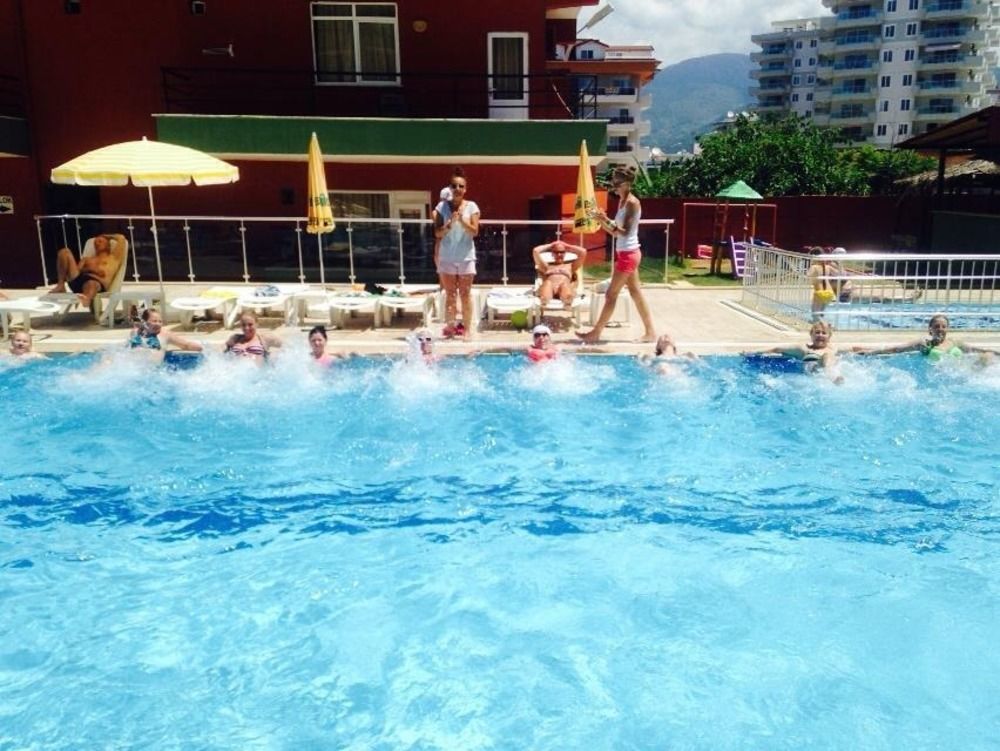 Club Bayar Hotel 3*
