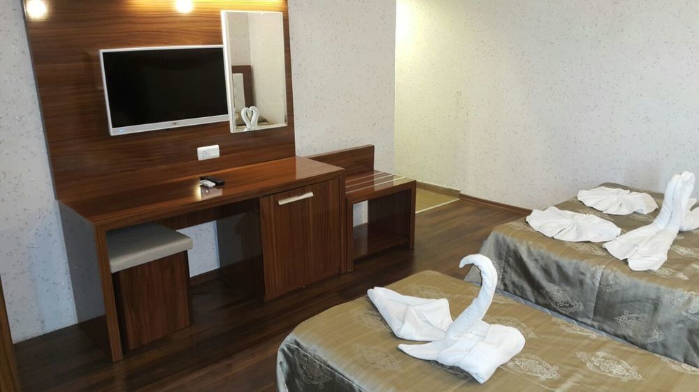Club Bayar Hotel 3*
