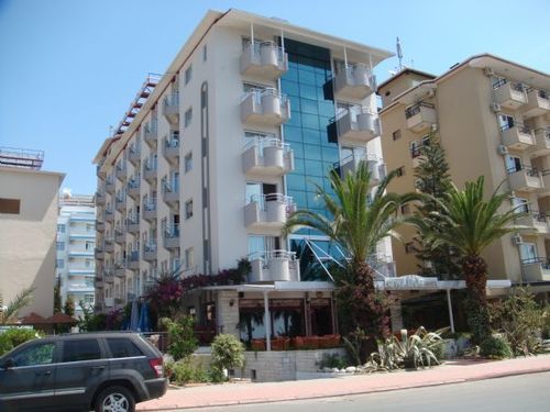 Kleopatra Celine Hotel