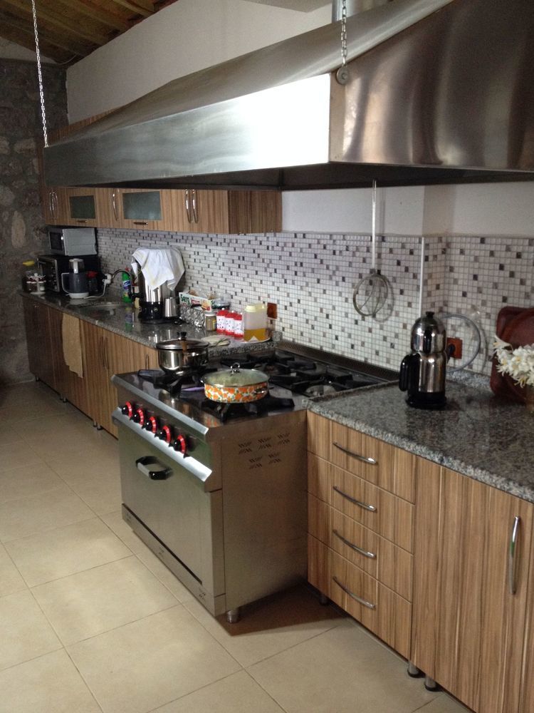 Nazan & Restaurant & 3*